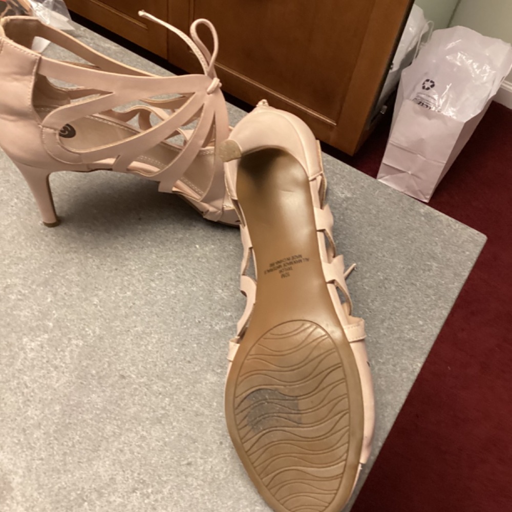 Light Pink - image 2